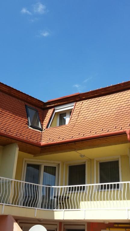 Boglarka Apartman Hajdúszoboszló Exterior foto